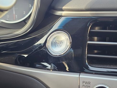 Certified 2025 Genesis G70 3.3T Advanced w/ Sport Prestige Package image 17