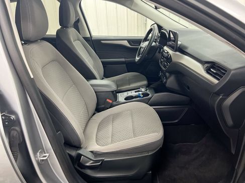 Used 2022 Ford Escape SE FWD image 22