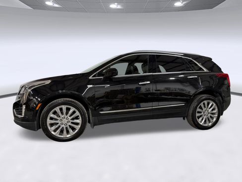 Used 2019 Cadillac XT5 Platinum AWD/4WD image 2