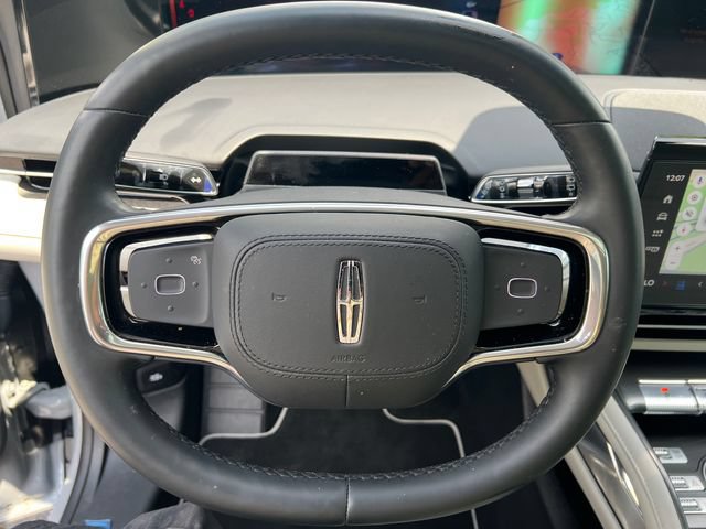 New 2026 Lincoln Nautilus Reserve AWD/4WD image 30