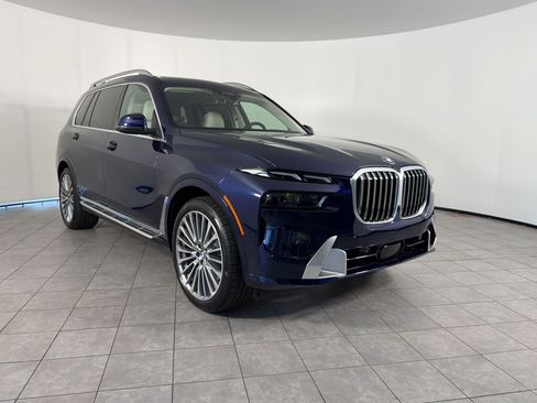 New 2027 BMW X7 xDrive40i w/ Executive Package AWD/4WD image 7