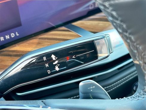 New 2026 Cadillac Escalade Platinum Sport w/ LPO, ONYX Package image 22