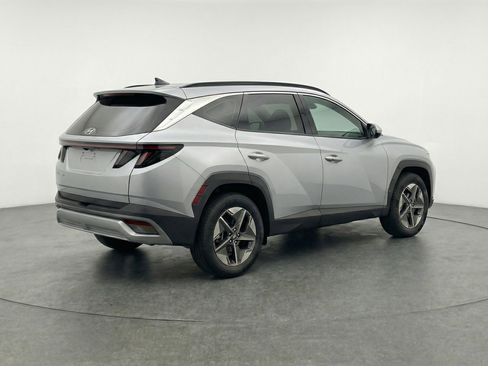 Used 2025 Hyundai Tucson SEL AWD/4WD image 9