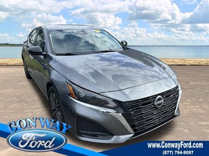 Used 2025 Nissan Altima 2.5 SV