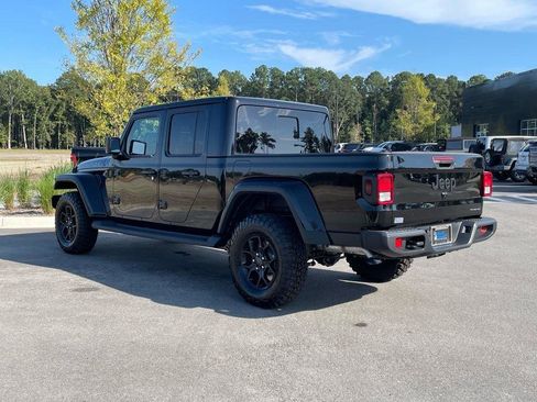 New 2025 Jeep Gladiator High Tide image 37