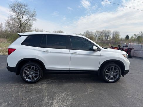 Used 2023 Honda Passport EX-L image 9