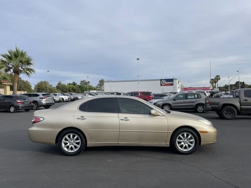 Used 2004 Lexus ES 330 FWD image 6