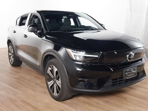 Certified 2023 Volvo C40 P8 Recharge Plus w/ Climate Package AWD/4WD image 3