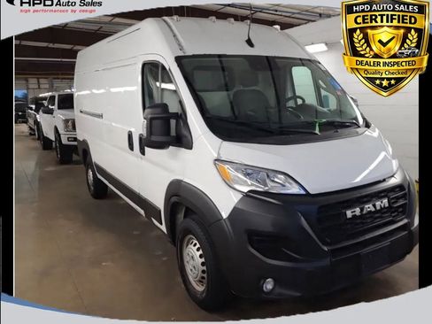 Used 2024 RAM ProMaster 2500 w/ Convenience Group FWD image 1