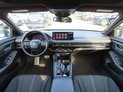 Used 2023 Honda Accord Sport image 16