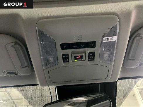 Used 2022 Toyota RAV4 XLE w/ Convenience Package image 34