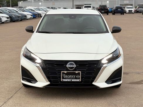 Certified 2025 Nissan Altima 2.5 S image 4