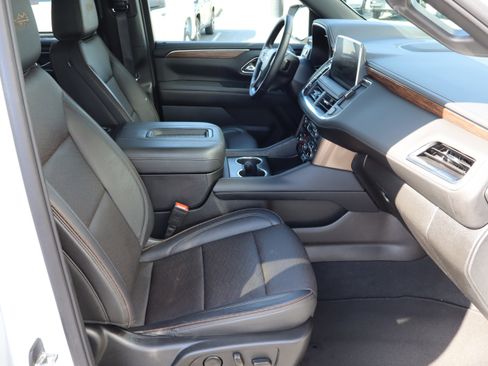 Used 2024 Chevrolet Tahoe High Country AWD/4WD image 41