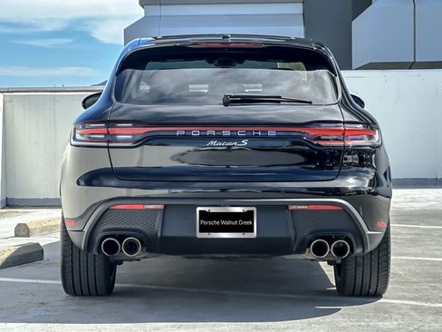 Certified 2023 Porsche Macan S AWD/4WD image 8