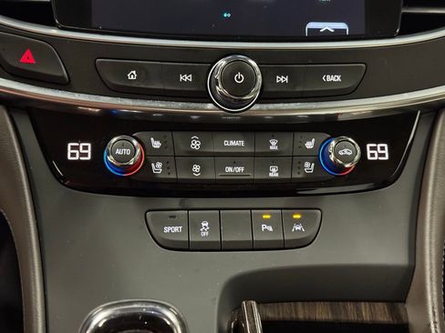 Used 2017 Buick LaCrosse Premium w/ Dynamic Driver Package image 16