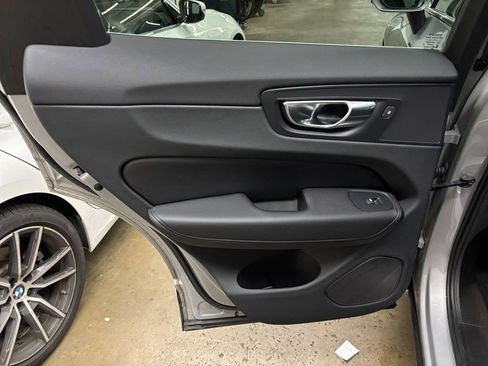 Certified 2023 Volvo XC60 B5 Plus w/ Climate Package image 15