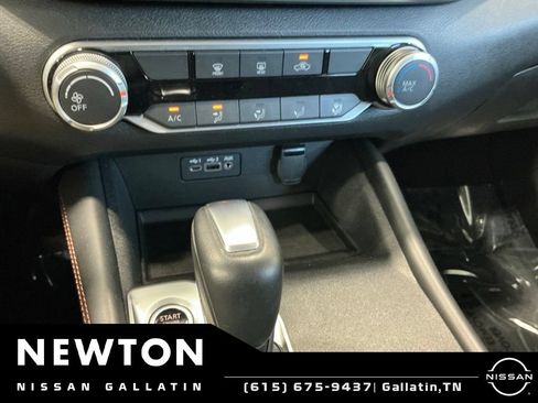 Used 2020 Nissan Altima 2.5 SR FWD image 24