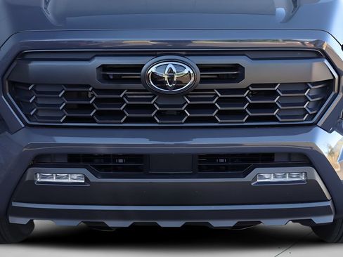 Certified 2026 Toyota Tacoma TRD Sport RWD image 8