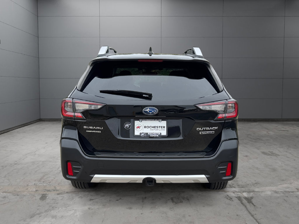 Used 2021 Subaru Outback Touring AWD/4WD image 4