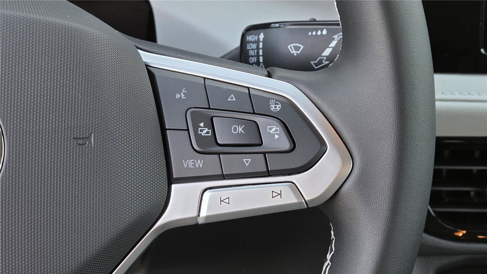 New 2027 Volkswagen Taos S FWD image 17