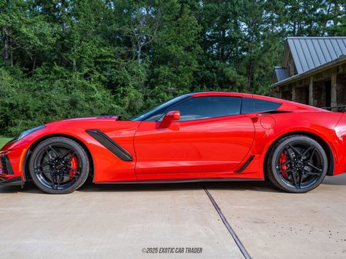 Used 2019 Chevrolet Corvette ZR1 image 3