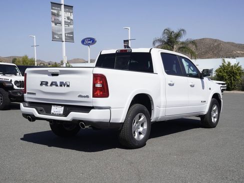 New 2026 RAM 1500 Big Horn AWD/4WD image 4