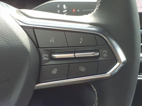 New 2026 Chevrolet Equinox EV LT image 20