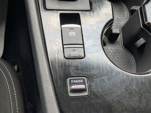 Used 2023 Nissan Rogue S image 23