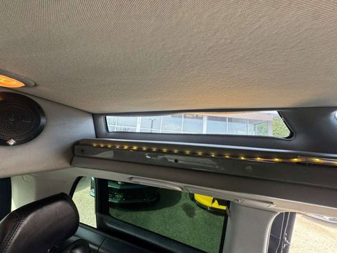 Used 2016 Mercedes-Benz Metris Passenger image 45
