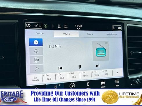 Used 2023 Chrysler Pacifica Touring-L image 19