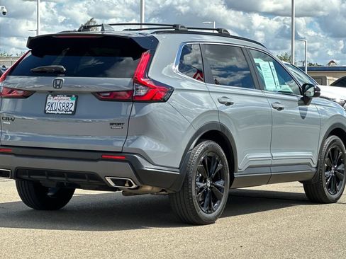 Used 2024 Honda CR-V Sport Touring image 5