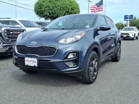 Used 2022 Kia Sportage LX w/ LX AWD Value Edition Package image 3