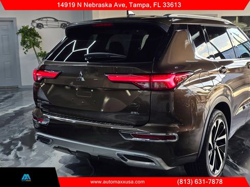 Used 2023 Mitsubishi Outlander SEL FWD image 13
