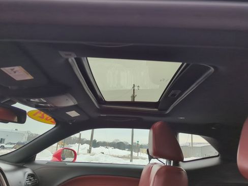 Used 2021 Dodge Challenger SXT w/ Plus Package image 36