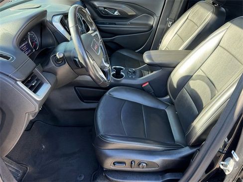 Used 2022 GMC Terrain SLT w/ Infotainment Package II image 7