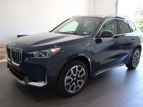 New 2026 BMW X1 xDrive28i w/ Technology Package AWD/4WD image 11