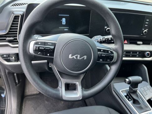 Used 2025 Kia Sportage LX image 27