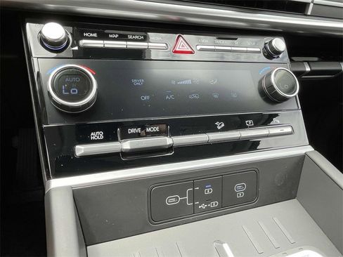 New 2026 Hyundai Santa Fe SE image 16