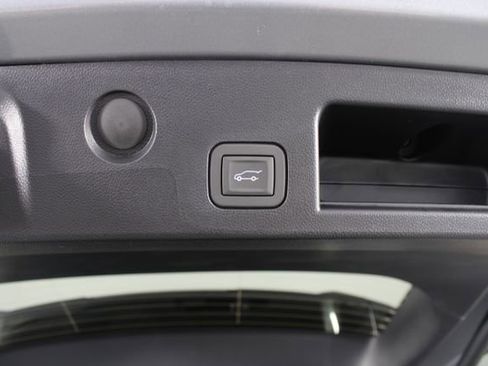 New 2026 Chevrolet Equinox ACTIV image 18