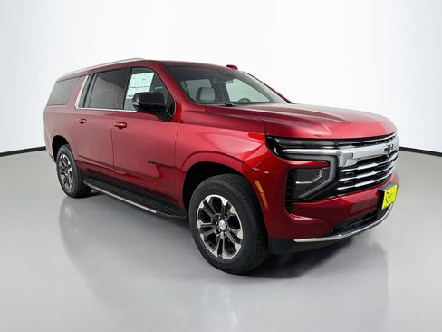 New 2026 Chevrolet Suburban LT w/ Comfort Package AWD/4WD image 3