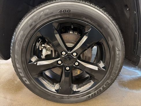 Used 2023 Jeep Grand Cherokee L Laredo AWD/4WD image 24