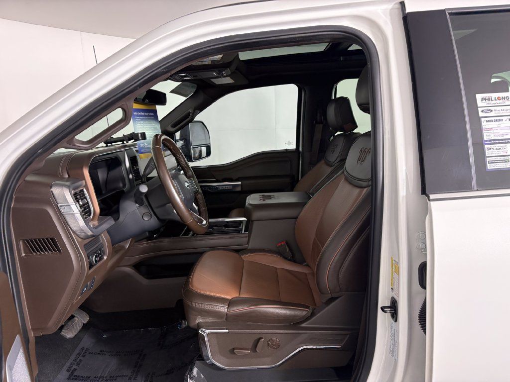 Certified 2025 Ford F250 King Ranch AWD/4WD image 24