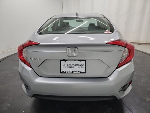 Used 2017 Honda Civic EX image 8