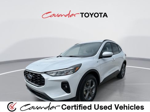 Used 2025 Ford Escape ST-Line Select image 1