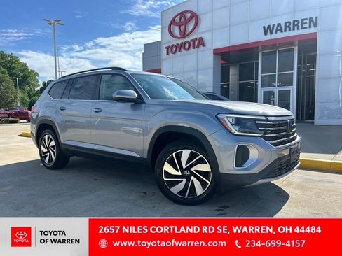 Used 2025 Volkswagen Atlas SE AWD/4WD image 1