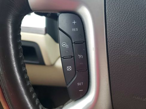 Used 2014 Cadillac Escalade Premium AWD/4WD image 17