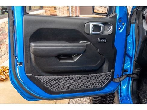 Used 2022 Jeep Wrangler Rubicon image 9