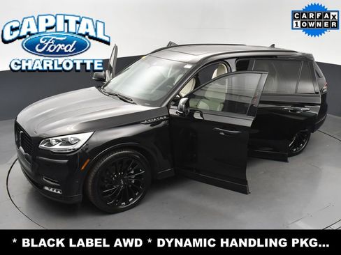 Used 2023 Lincoln Aviator Black Label w/ Jet Package image 39