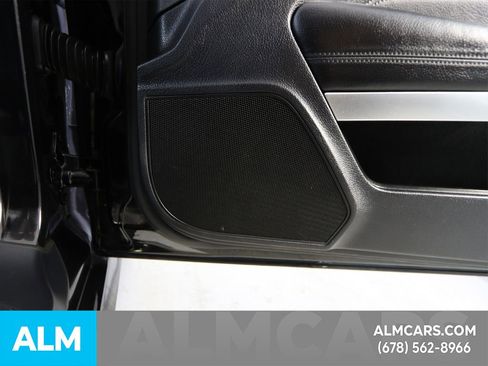 Used 2017 Mercedes-Benz E 400 4MATIC Coupe image 43