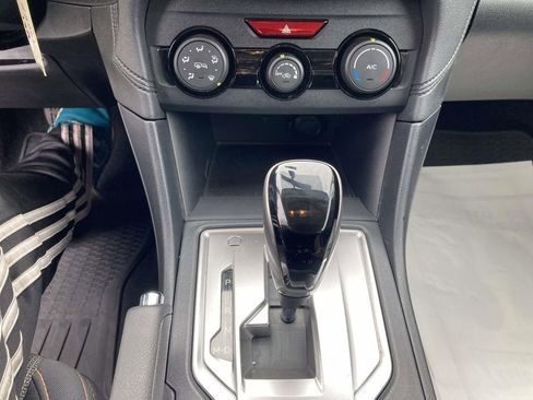 Used 2019 Subaru Crosstrek 2.0i Premium image 16